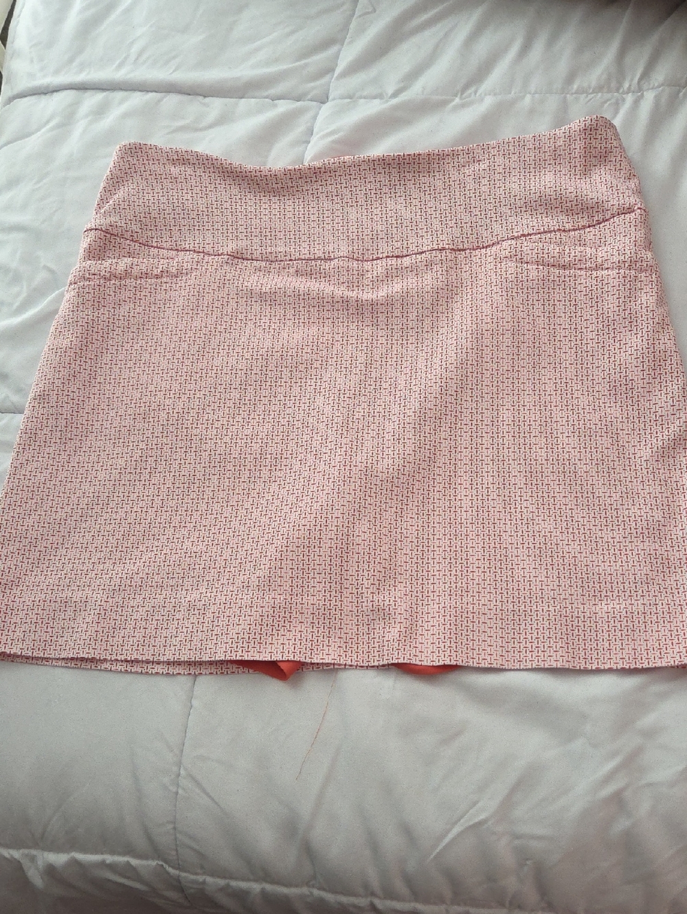 Textured Pink Women’s Skort